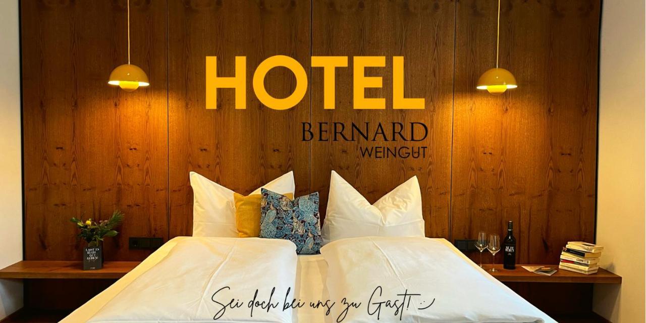 Hotel-Weingut Bernard Sulzfeld am Main Eksteriør billede